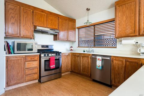 521 Christopher Way, Windsor, CA 95492 photo 7