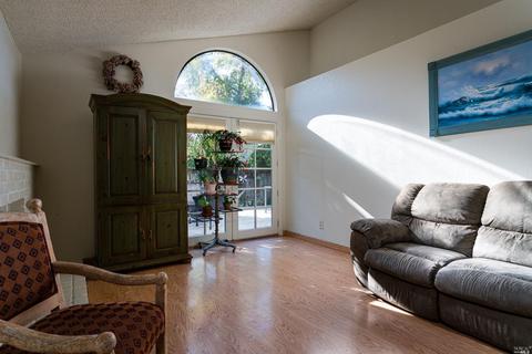 521 Christopher Way, Windsor, CA 95492 photo 9