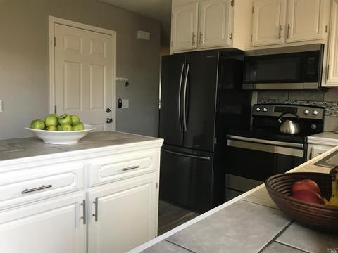 2012 Bluebird Way, Fairfield, CA 94533 photo 13