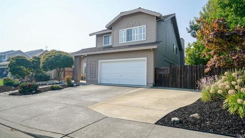 710 Natalie Dr, Windsor, CA 95492 photo 3