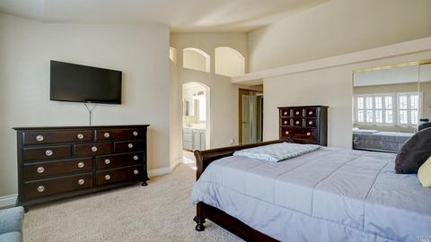 710 Natalie Dr, Windsor, CA 95492 photo 23