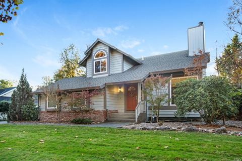 9727 Lakewood Dr, Windsor, CA 95492 photo 2