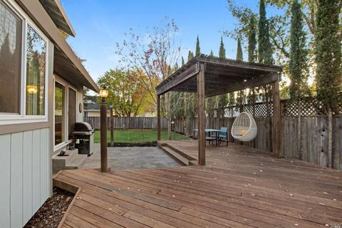 9727 Lakewood Dr, Windsor, CA 95492 photo 19