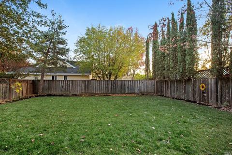 9727 Lakewood Dr, Windsor, CA 95492 photo 24