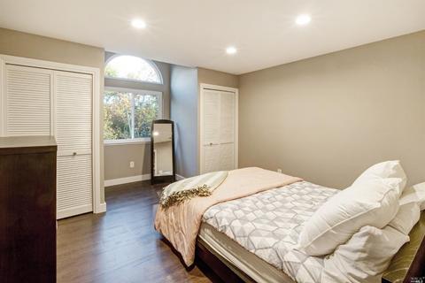 9727 Lakewood Dr, Windsor, CA 95492 photo 12