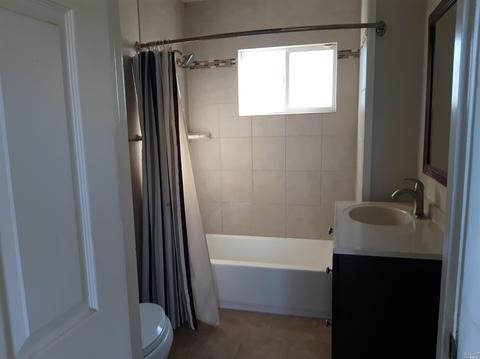 1036 Highland Ave, Vallejo, CA 94590 photo 3