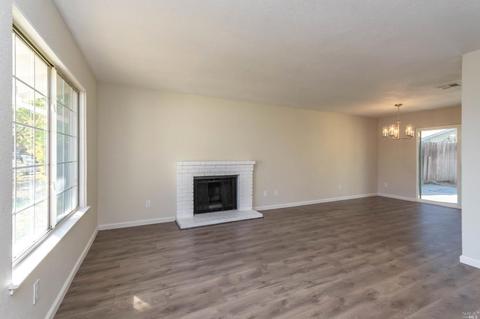 2240 Concord Ct, Fairfield, CA 94533 photo 10