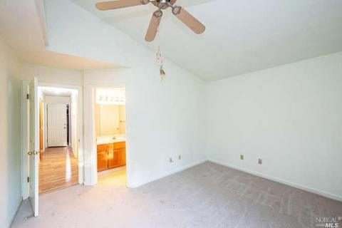9251 Berwyn Ln, Windsor, CA 95492 photo 12