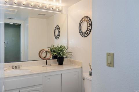 Undisclosed, Vallejo, CA 94591 photo 23