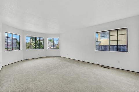 272 Preakness Ln, Vallejo, CA 94591 photo 8