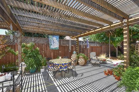 8247 Trione Cir, Windsor, CA 95492 photo 23