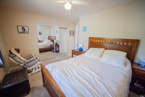 235 Jordan St, Vallejo, CA 94591 photo 17