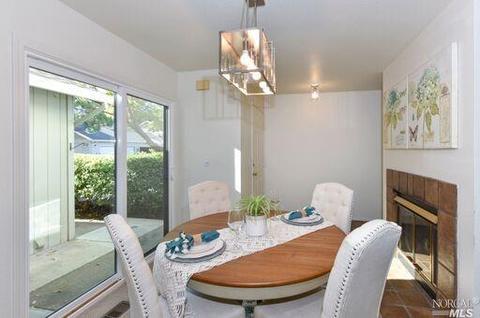 8 Vanessa Ct E, Napa, CA 94558 photo 5