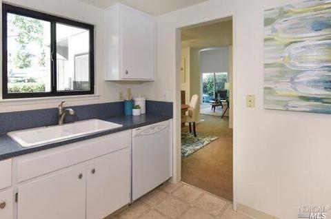 8 Vanessa Ct E, Napa, CA 94558 photo 7