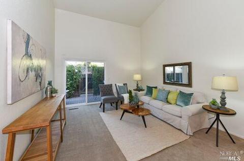 8 Vanessa Ct E, Napa, CA 94558 photo 10