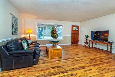 8556 Loretto Ave, Cotati, CA 94931 photo 3