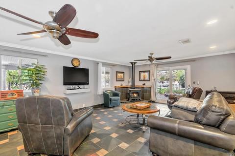 7488 Putman Dr, Vacaville, CA 95688 photo 3