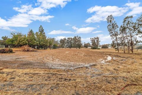 7488 Putman Dr, Vacaville, CA 95688 photo 29