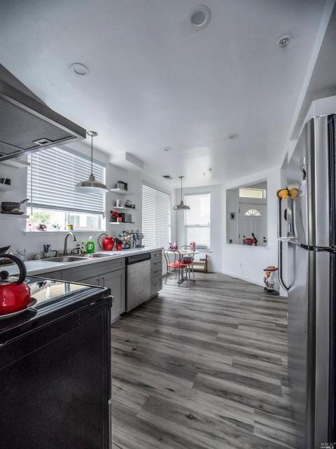 182 Outrigger Dr, Vallejo, CA 94591 photo 9