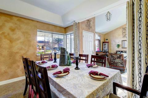 1043 Ruby Dr, Vacaville, CA 95687 photo 14