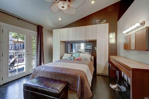 1043 Ruby Dr, Vacaville, CA 95687 photo 22