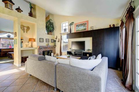 1043 Ruby Dr, Vacaville, CA 95687 photo 6