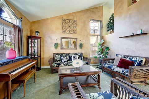 1043 Ruby Dr, Vacaville, CA 95687 photo 2