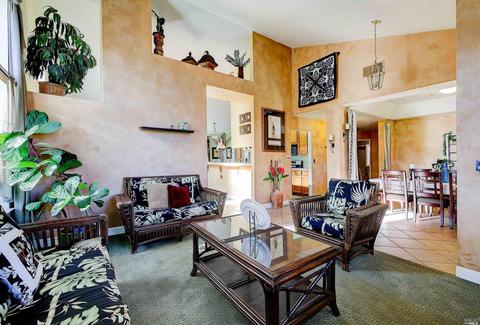 1043 Ruby Dr, Vacaville, CA 95687 photo 4