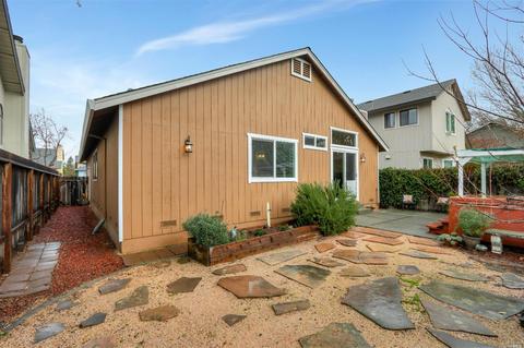 940 Bond Pl, Windsor, CA 95492 photo 30