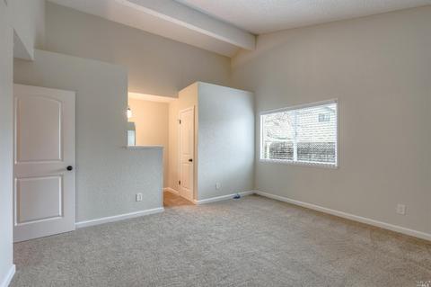 940 Bond Pl, Windsor, CA 95492 photo 23