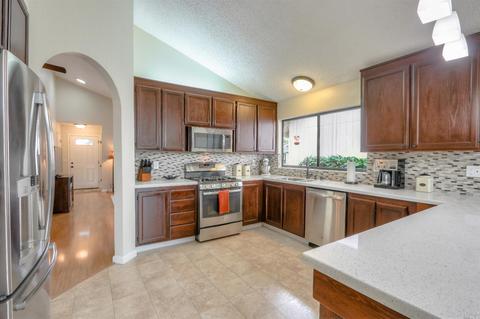 940 Bond Pl, Windsor, CA 95492 photo 10