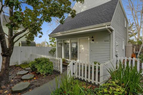 8208 Windmill Farms Dr, Cotati, CA 94931 photo 1