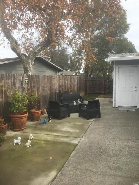 490 Apple Tree Ln, Fairfield, CA 94533 photo 20