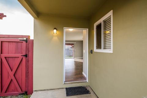 170 Donna Ct, Vallejo, CA 94589 photo 3