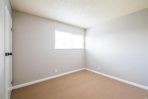170 Donna Ct, Vallejo, CA 94589 photo 18