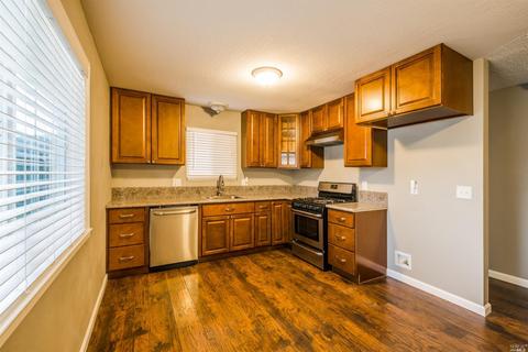 170 Donna Ct, Vallejo, CA 94589 photo 9