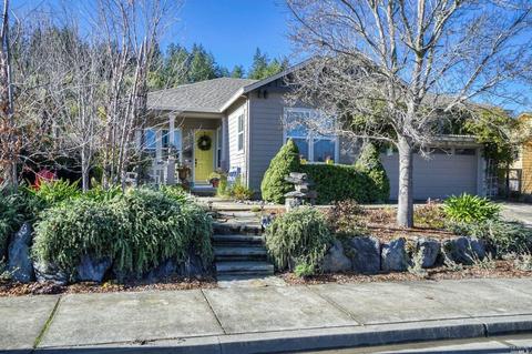103 St Michael Ct, Cloverdale, CA 95425 photo 2
