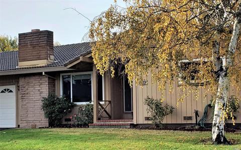 141 Vineyard Cir, Sonoma, CA 95476 photo 2