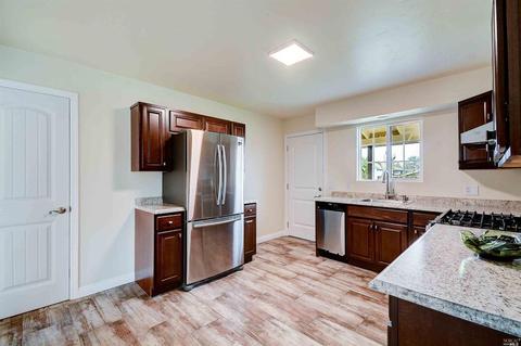 9721 Binggelli Dr, Windsor, CA 95492 photo 10