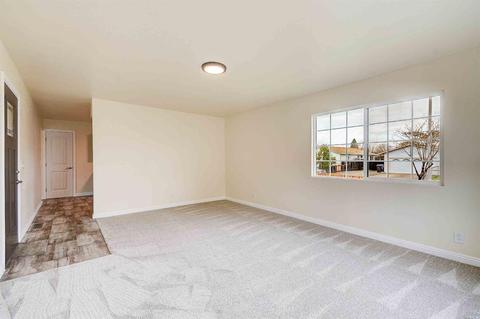 9721 Binggelli Dr, Windsor, CA 95492 photo 6