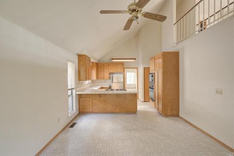 571 Gregory Cir, Sonoma, CA 95476 photo 8