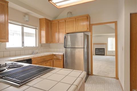 571 Gregory Cir, Sonoma, CA 95476 photo 7