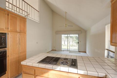 571 Gregory Cir, Sonoma, CA 95476 photo 9