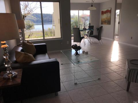 55 Shoal Dr E, Vallejo, CA 94591 photo 2