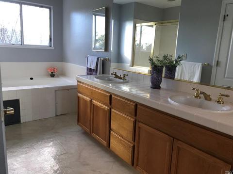 55 Shoal Dr E, Vallejo, CA 94591 photo 7