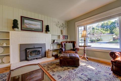 1363 Monteith Dr, Vallejo, CA 94590 photo 5