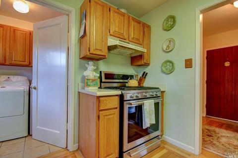 1363 Monteith Dr, Vallejo, CA 94590 photo 10