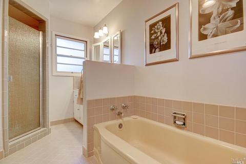 1363 Monteith Dr, Vallejo, CA 94590 photo 16