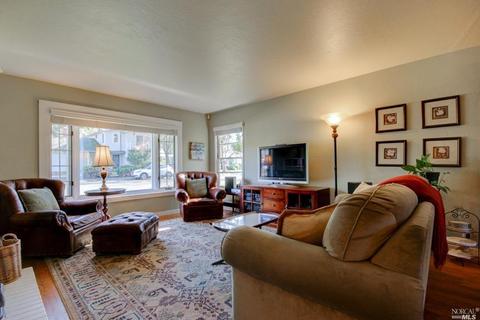 1363 Monteith Dr, Vallejo, CA 94590 photo 4