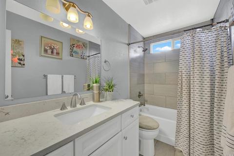 101 Larsen Cir, Vallejo, CA 94589 photo 3